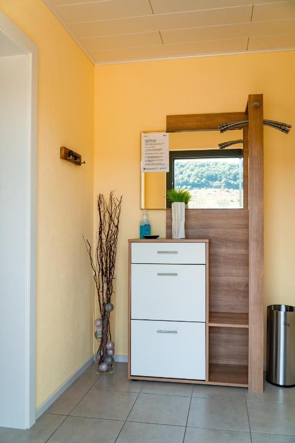 Ferienwohnung "Schoene Aussicht" Reil Extérieur photo